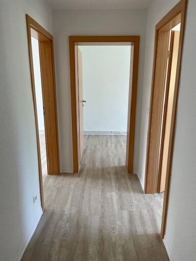 Wohnung zur Miete 308,52 € 2,5 Zimmer 56,1 m² 2. Geschoss frei ab sofort Dornburger Platz 6 Zerbst Zerbst/Anhalt 39261