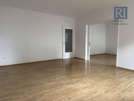 Wohnung zur Miete 1.075 € 3 Zimmer 82 m² frei ab 15.12.2025 Erthalstraße 5 Frauenland Würzburg 97074