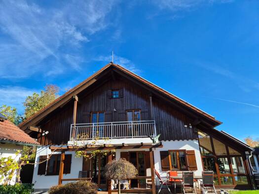 Einfamilienhaus zur Miete 3.170 € 8 Zimmer 200 m² frei ab sofort Finsinger Straße 9 Eicherloh Finsing 85464