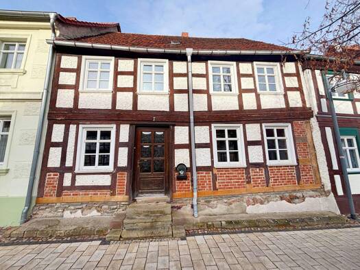 Einfamilienhaus zum Kauf 75.000 € 4 Zimmer 124 m² 139 m² Grundstück Arneburg 39596