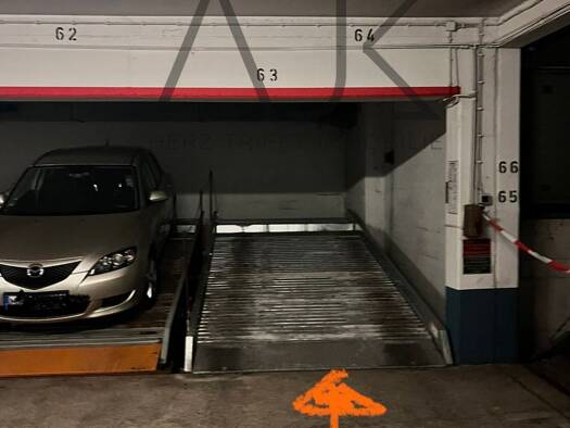 Duplex-Garage zur Miete 100 € Oberländerstraße 33 Sendling München 81371