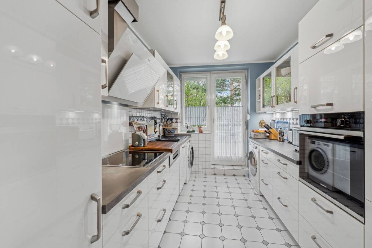 Property thumbnail 6