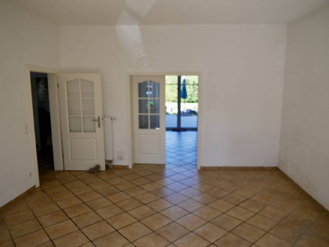 Villa zum Kauf - Ansicht 4