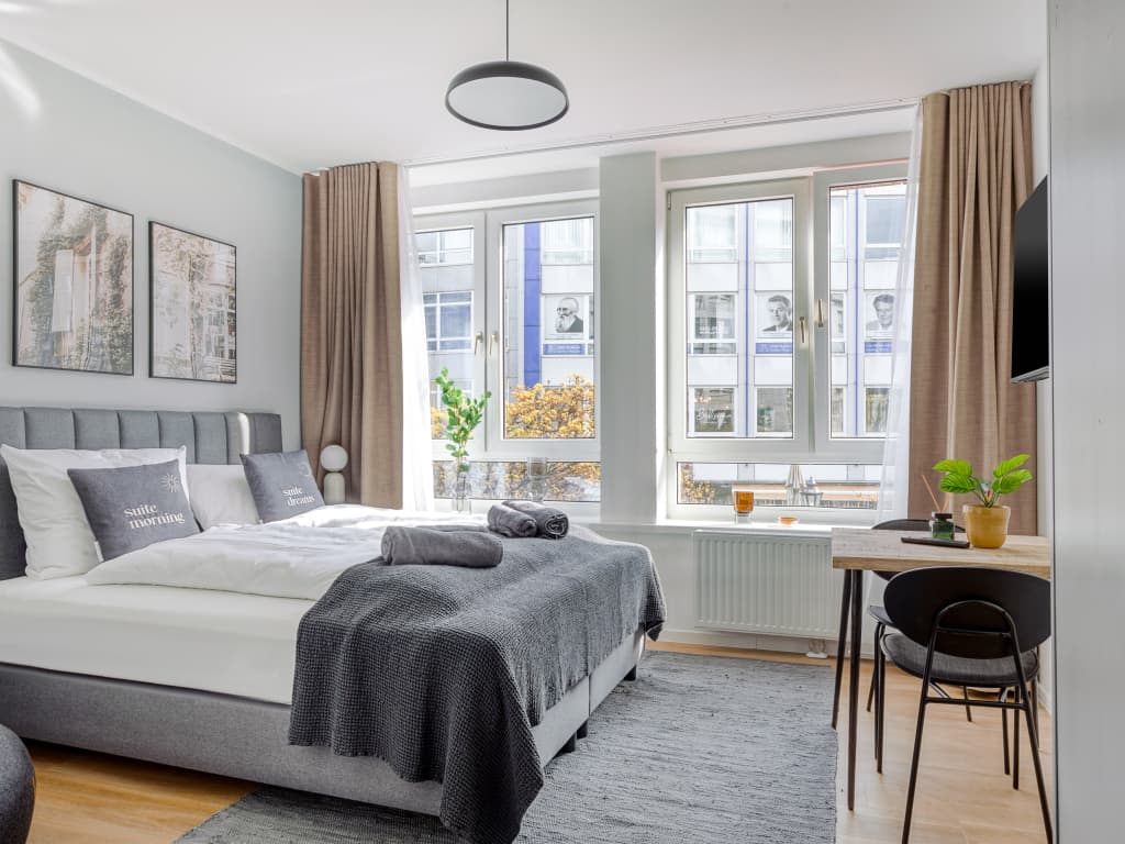 Wohnung zur Miete Wohnen auf Zeit 1.450 € 1 Zimmer 25 m²<br/>Wohnfläche 19.01.2025<br/>Verfügbarkeit Kettwiger Straße Stadtkern Essen 45127