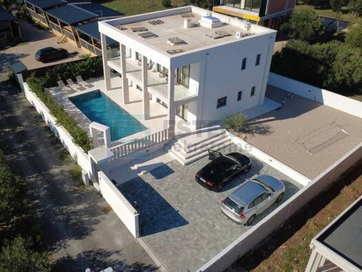 Haus zum Kauf 780.000 € 4 Zimmer 166 m² Sveti Filip i Jakov