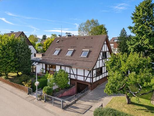 Einfamilienhaus zum Kauf 415.000 € 6 Zimmer 179,4 m² 959 m² Grundstück Mönchweiler 78087