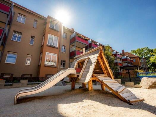 Studio zur Miete 322 € 1 Zimmer 42,3 m² Max-Reger-Straße 9 Lutherplatz Halle (Saale) 06110