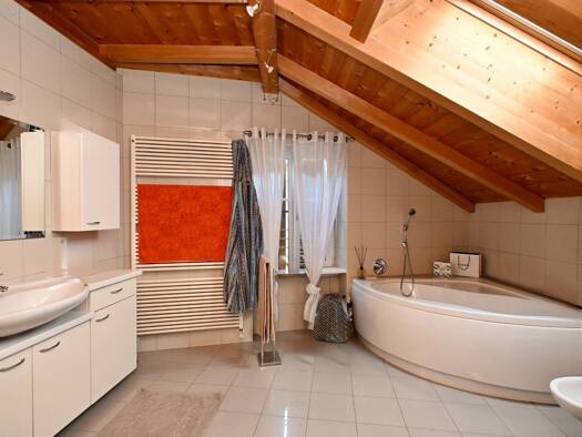 Wohnung zum Kauf 390.000 € 3 Zimmer 149 m² EG Kaltern an der Weinstraße 39052