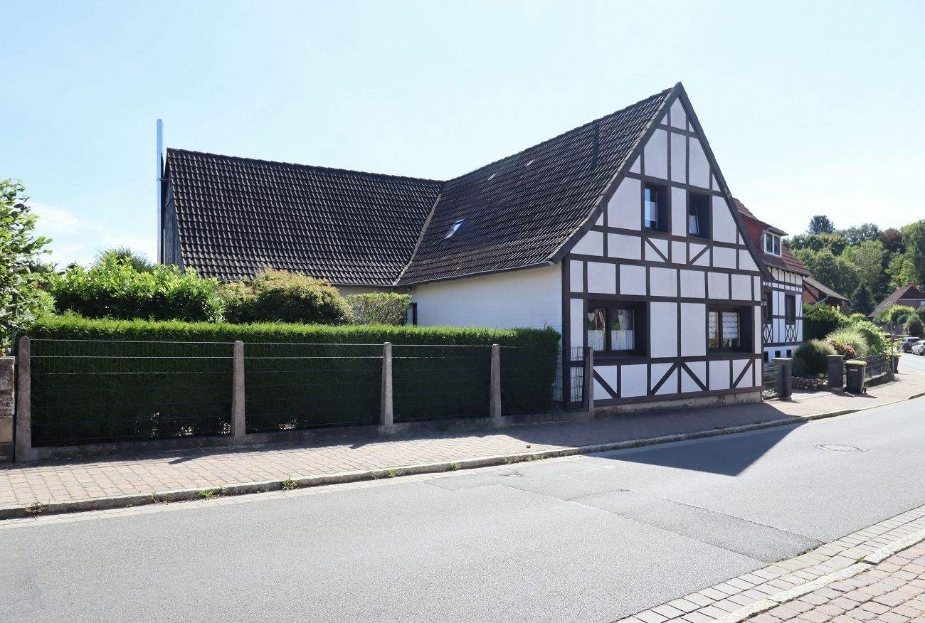 Immobilie in Springe - Ein Konzept - Zwei Einfamilienhäuser auf einem Grundstück - Bild 2