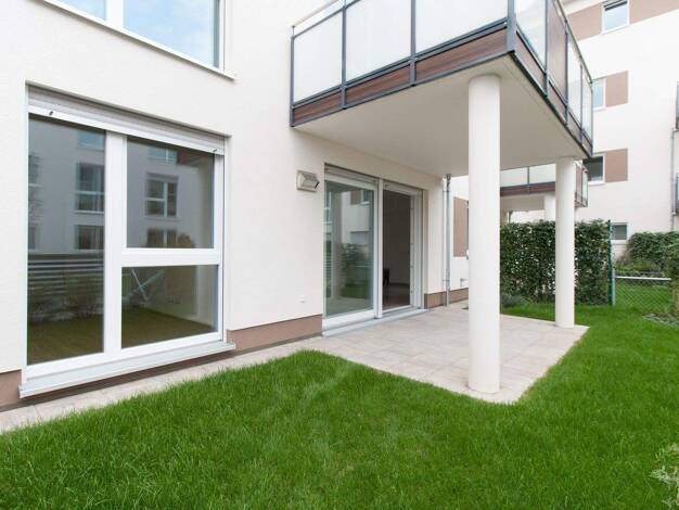 Terrassenwohnung zur Miete 735 € 2 Zimmer 66,5 m² frei ab 01.05.2026 Steinlachstraße 22 a Schwaig Schwaig bei Nürnberg 90571