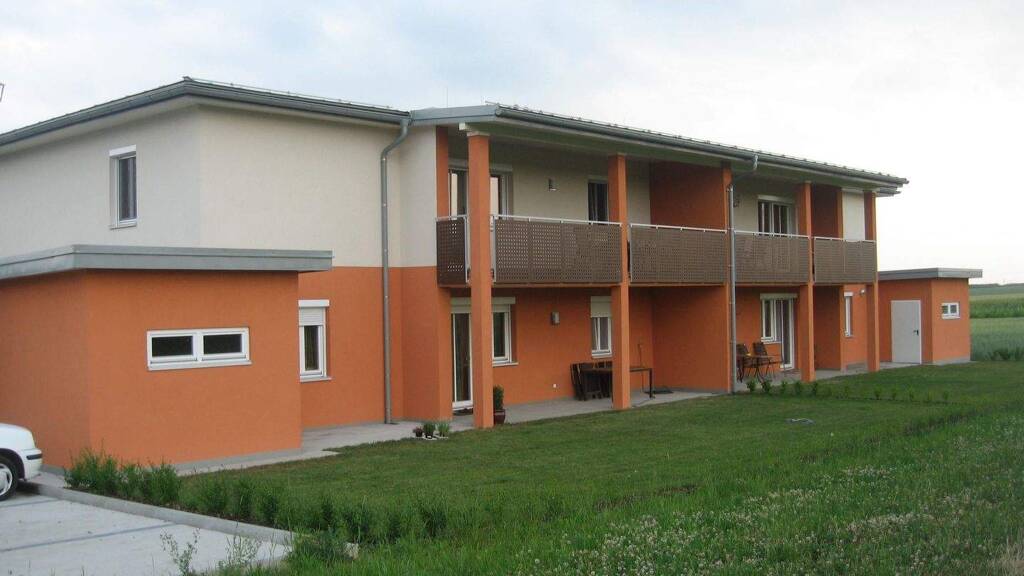 Wohnung zur Miete 765 € 4 Zimmer 97,1 m² 1. Geschoss Weingartenstraße Unterpetersdorf 7312