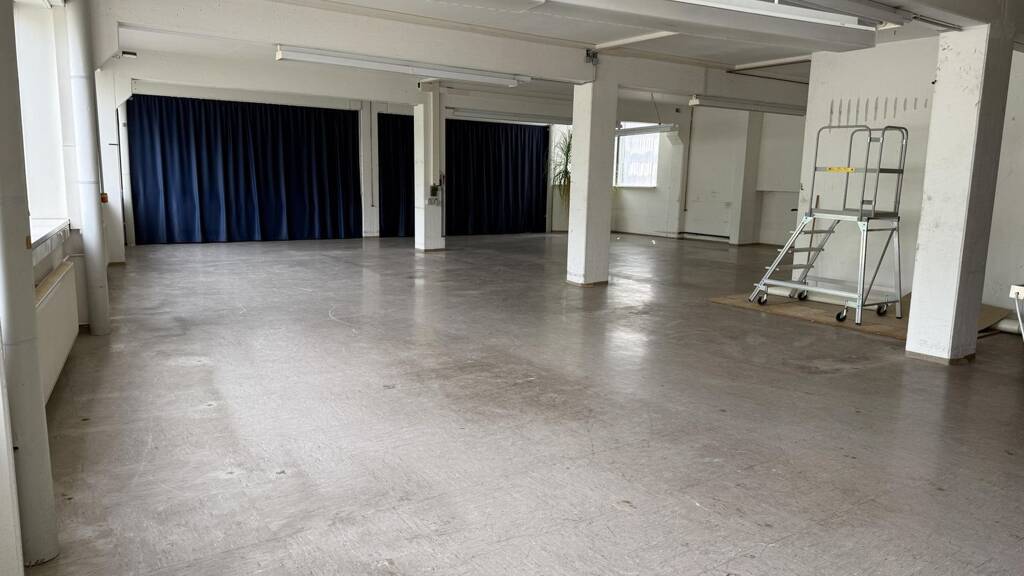 Lagerhalle zur Miete 3.201 m² Lagerfläche teilbar ab 400 m² Schwarzenbach a d Saale Schwarzenbach 95126