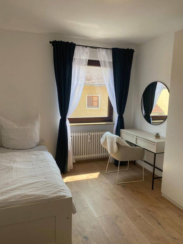 WG-Zimmer zur Miete Wohnen auf Zeit 750 € 14 m² 2. Geschoss frei ab 15.08.2025 Dachau Dachau 85221