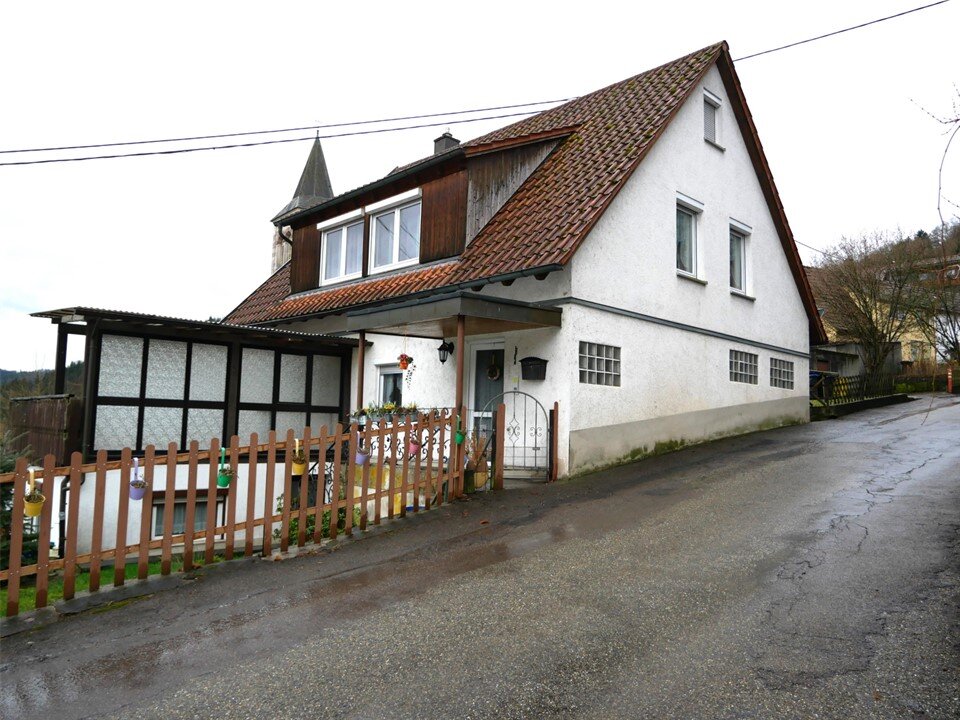 Einfamilienhaus zum Kauf 199.900 € 4 Zimmer 126 m²<br/>Wohnfläche 343 m²<br/>Grundstück Spiegelberg Spiegelberg 71579