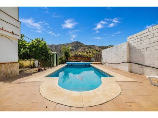 Villa zum Kauf 451.000 € 6 Zimmer 182 m² >Poligono 9 > Casabermeja 29160