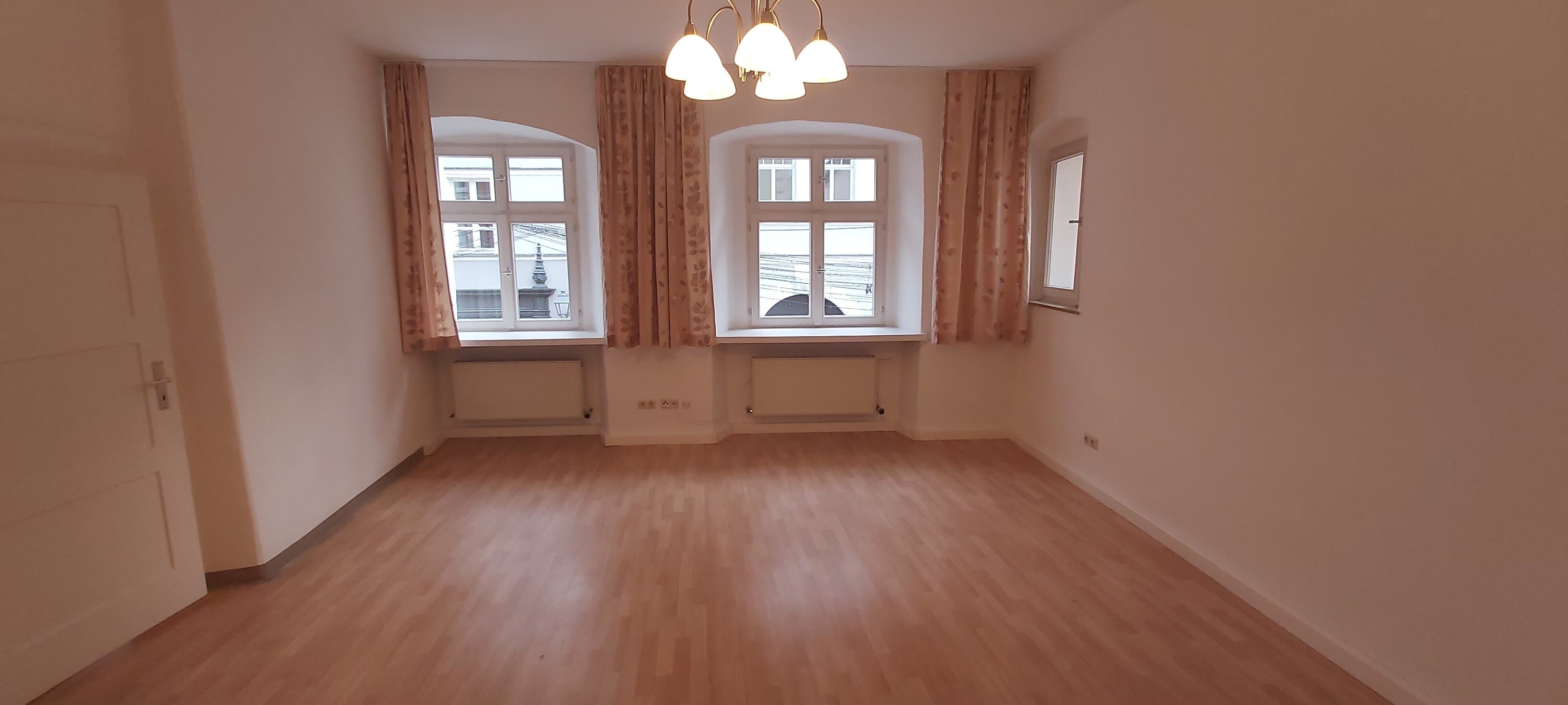 Wohnung zur Miete 1.500 € 3 Zimmer 128 m²<br/>Wohnfläche ab sofort<br/>Verfügbarkeit Altstadt Amberg 92224