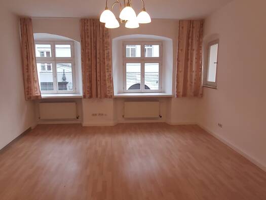 Wohnung zur Miete 1.500 € 3 Zimmer 128 m² frei ab sofort Amberg 92224