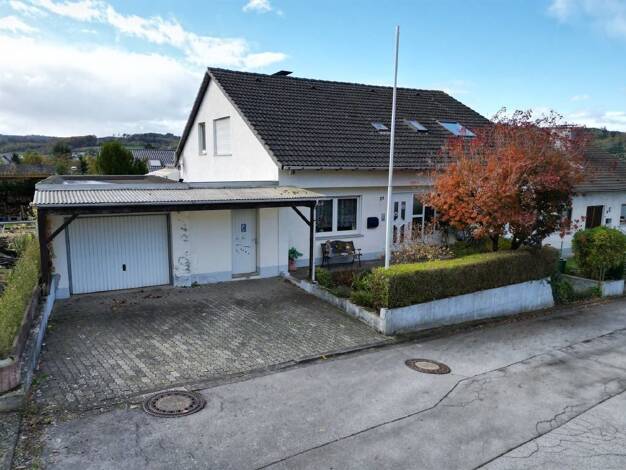 Einfamilienhaus zum Kauf 245.000 € 4 Zimmer 180 m² 591 m² Grundstück Hachen Sundern (Sauerland)-Hachen 59846