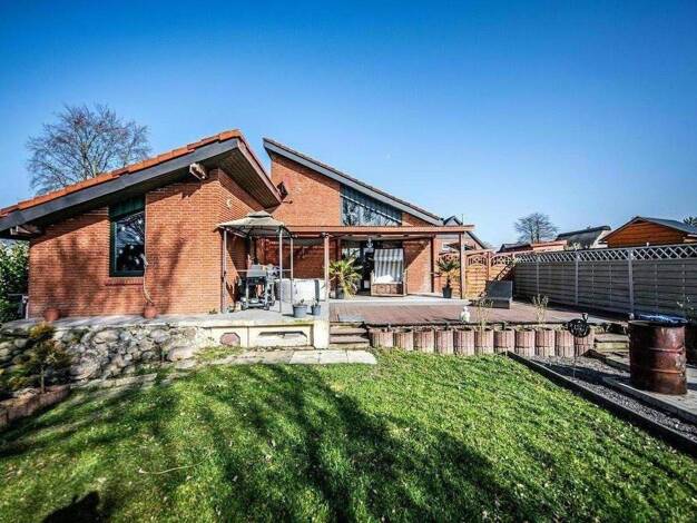 Einfamilienhaus zum Kauf provisionsfrei 285.000 € 5 Zimmer 149 m² 786 m² Grundstück Dornbusch Drochtersen 21706