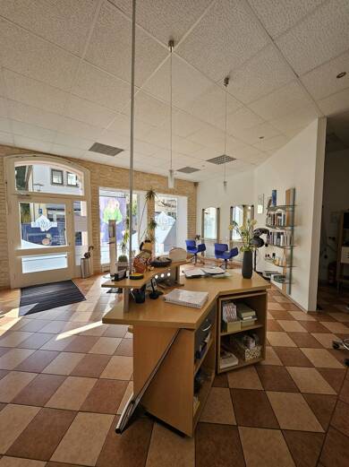 Büro-/Praxisfläche zur Miete provisionsfrei 880 € 5 Zimmer 110 m² Bürofläche Wilhelm-Heinrich-Straße 7 Ottweiler Ottweiler 66564