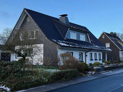 Wohnung zur Miete 600 € 4 Zimmer 86 m² 1. Geschoss frei ab sofort Weberstraße 11 Wipperfürth Wipperfürth 51688