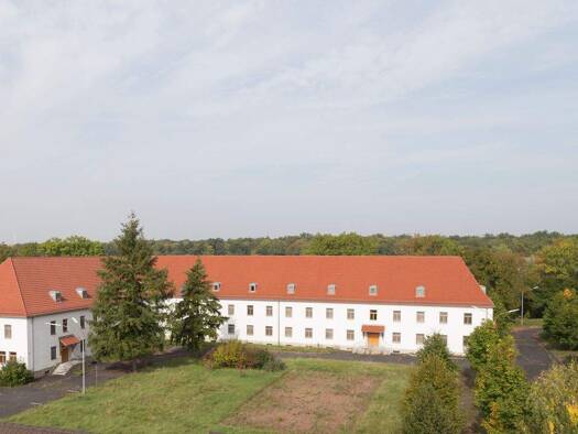 Büro zur Miete 28 Zimmer 800 m² Bürofläche Kitzingen 97318