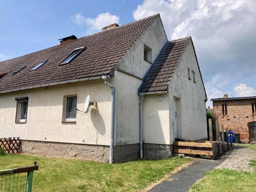 Doppelhaushälfte zum Kauf 54.000 € 4 Zimmer 80 m² 787 m² Grundstück Grammentin 17153