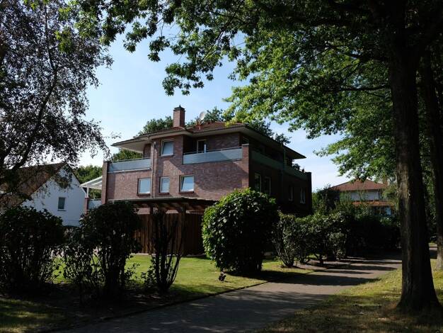 Mehrfamilienhaus zum Kauf als Kapitalanlage geeignet 950.000 € 16 Zimmer 354 m² 1.080 m² Grundstück Kreyenbrück Oldenburg (Oldb) 26133