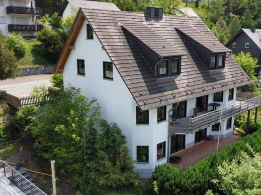 Doppelhaushälfte zum Kauf 279.000 € 5 Zimmer 126,8 m² 343 m² Grundstück Schwalefeld Willingen OT Schwalefeld 34508