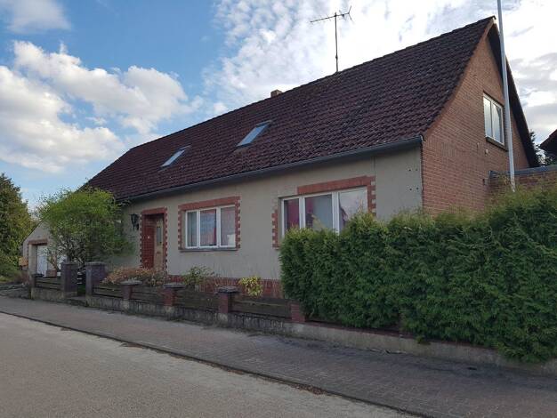 Haus zum Kauf provisionsfrei 160.000 € 6 Zimmer 198 m² 3.382 m² Grundstück Jemmeritz Kalbe (Milde) 39624