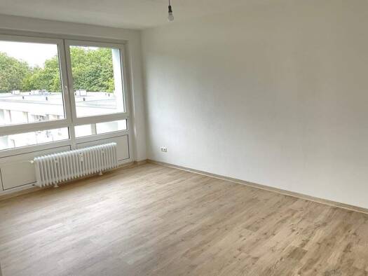 Wohnung zur Miete 579 € 3,5 Zimmer 72 m² 4. Geschoss Rügenstraße 26 Neumühl Duisburg 47167