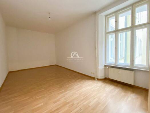 Studio zum Kauf provisionsfrei 299.000 € 1 Zimmer 47 m² EG Krossener Straße 21 Friedrichshain Berlin 10245