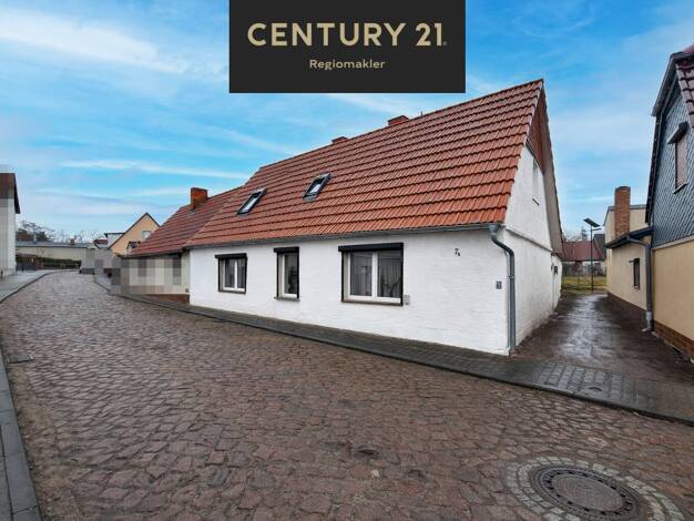 Doppelhaushälfte zum Kauf 42.000 € 5 Zimmer 106,3 m² 184 m² Grundstück Radegast Südliches Anhalt 06369