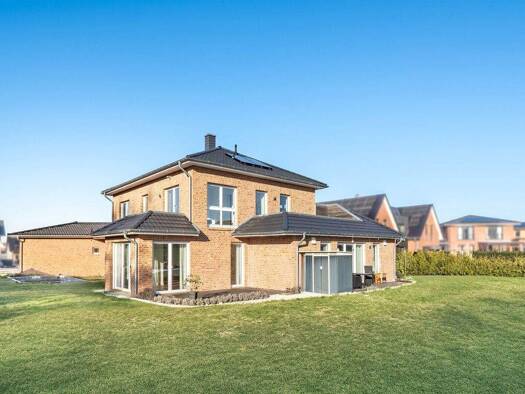 Stadthaus zum Kauf 890.000 € 10 Zimmer 223 m² 1.260 m² Grundstück Harsefeld Harsefeld 21698
