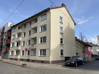 Wohnung zur Miete 599 € 4 Zimmer 82 m² 3. Geschoss frei ab 06.06.2025 Körnerstraße 42 Goethestraße Bremerhaven 27576