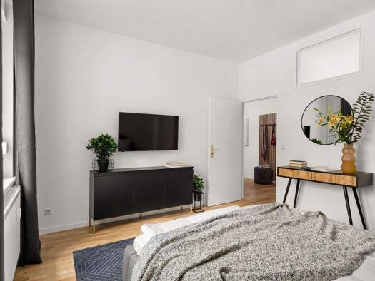 Wohnung zur Miete 1.587 € 2 Zimmer 60 m² EG frei ab sofort Neukölln Berlin 12047