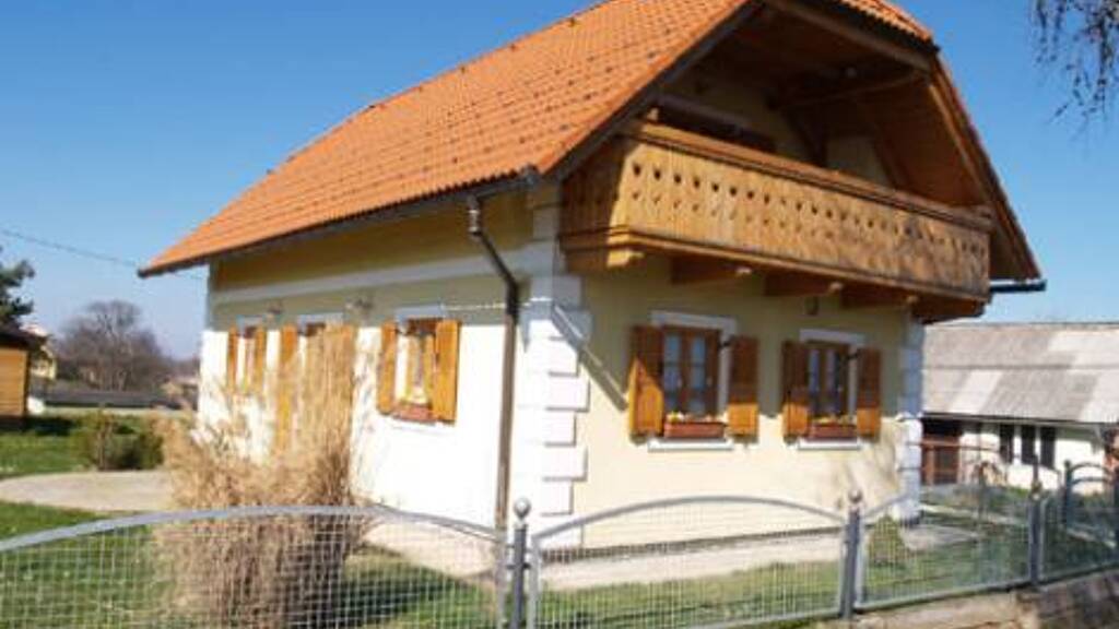 Einfamilienhaus zum Kauf 210.000 € 4 Zimmer 100 m² 3.853 m² Grundstück Velika Nedelja 2274
