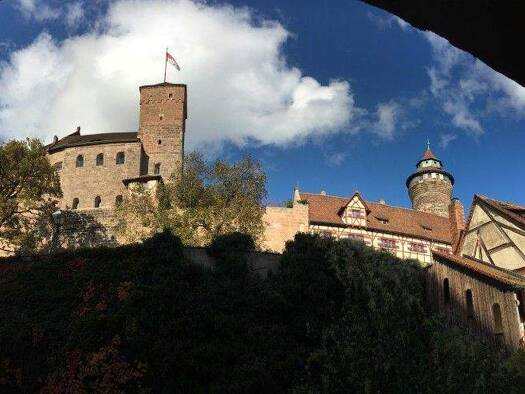 Wohnung zur Miete 960 € 4 Zimmer 90 m² 1. Geschoss Obere Schmiedgasse 30 Sebald Nürnberg 90403