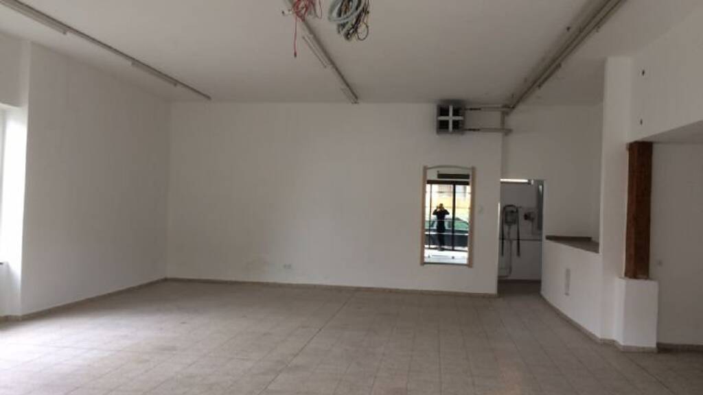 Sonstiges zur Miete provisionsfrei 750 € 132 m² Aurach 91589