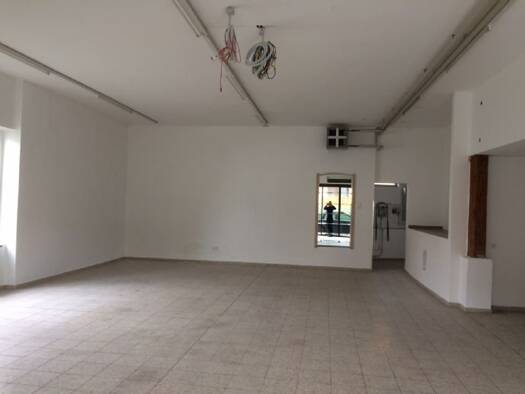 Sonstiges zur Miete provisionsfrei 750 € 132 m² Aurach Aurach 91589