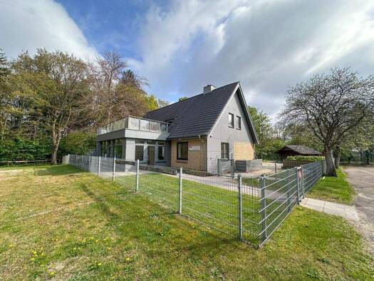 Einfamilienhaus zum Kauf 349.000 € 26 Zimmer 137 m² 6.479 m² Grundstück Humptrup Humptrup 25923