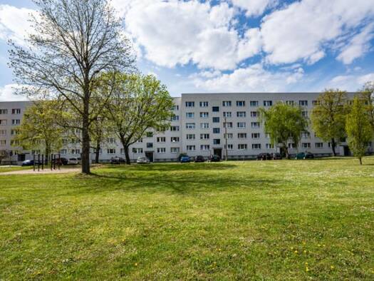 Wohnung zur Miete 319 € 2 Zimmer 49 m² 2. Geschoss Konstantin-Ziolkowski-Str. 44 Aschersleben 06449