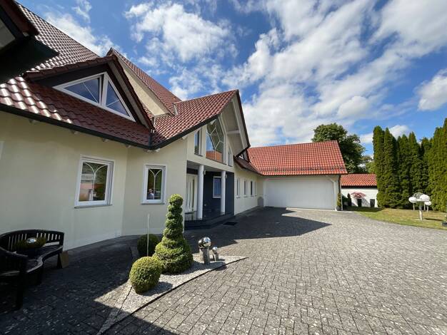 Doppelhaushälfte zum Kauf 599.000 € 5 Zimmer 265 m² 450 m² Grundstück Schretzheim Dillingen an der Donau 89407