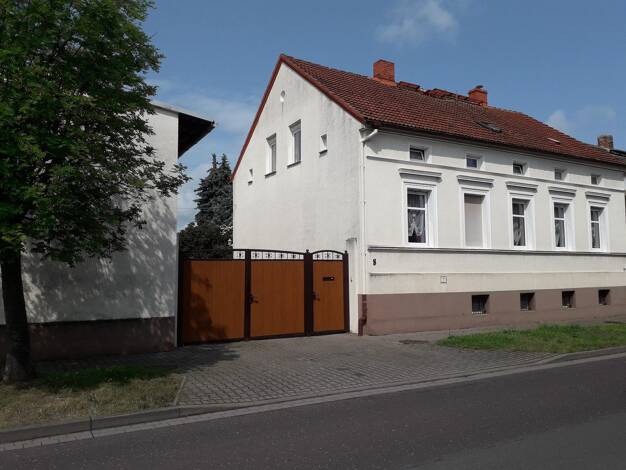 Einfamilienhaus zum Kauf 295.000 € 5 Zimmer 160 m² 5.180 m² Grundstück frei ab sofort Eickendorf Eickendorf 39221