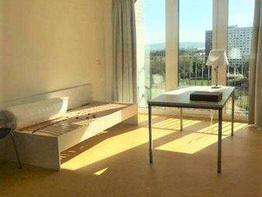 Wohnung zur Miete 1.200 € 3 Zimmer 73,3 m² 5. Geschoss Nürnberger Platz 1 Südvorstadt-West Dresden 01187