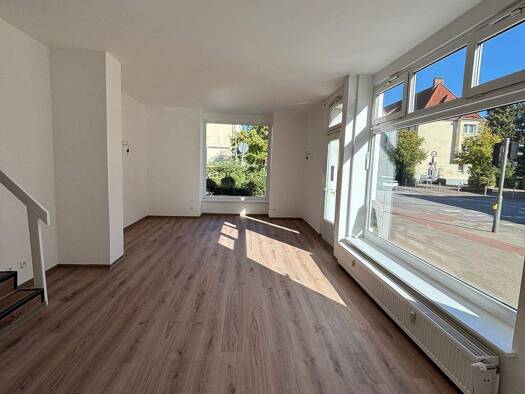 Bürofläche zur Miete 908 € 64,9 m² Bürofläche Ostfrieslandstr. 26 Finkenwerder Hamburg 21129