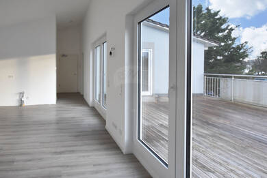 Penthouse zur Miete 1.310 € 2 Zimmer 88 m² 2. Geschoss frei ab 01.07.2025 Nieder-Eschbach Frankfurt am Main / Nieder-Eschbach 60437