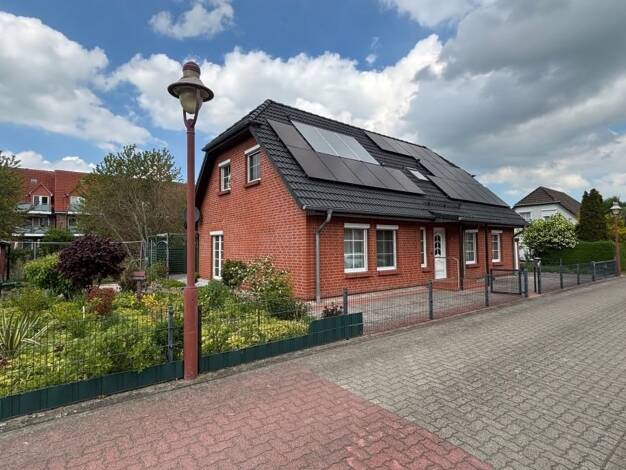 Einfamilienhaus zum Kauf 289.000 € 6 Zimmer 175 m² 414 m² Grundstück Grimmen Grimmen 18507