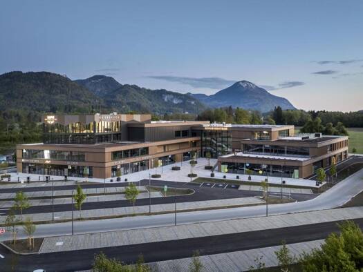 Gastronomie/Hotel zur Miete - Erstbezug Kaiserreich-Straße 4-6 Kiefersfelden 83088