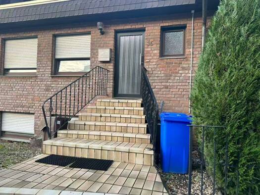 Einfamilienhaus zum Kauf 379.000 € 4 Zimmer 150 m² 213 m² Grundstück frei ab 01.10.2026 Stadtmitte Ost 41061
